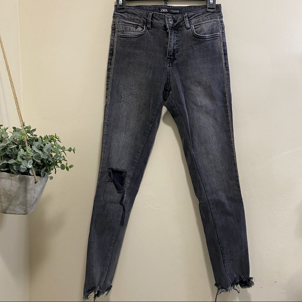 ZARA Mid-rise Grey Denim Jeans